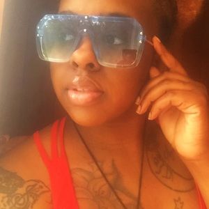 NWOT Women’s Sky Blue Sunglasses